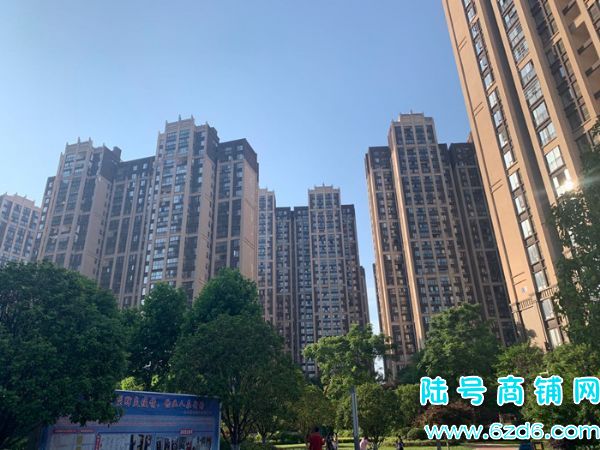 白云区艳山红成熟住宅区母婴店转让实景图片