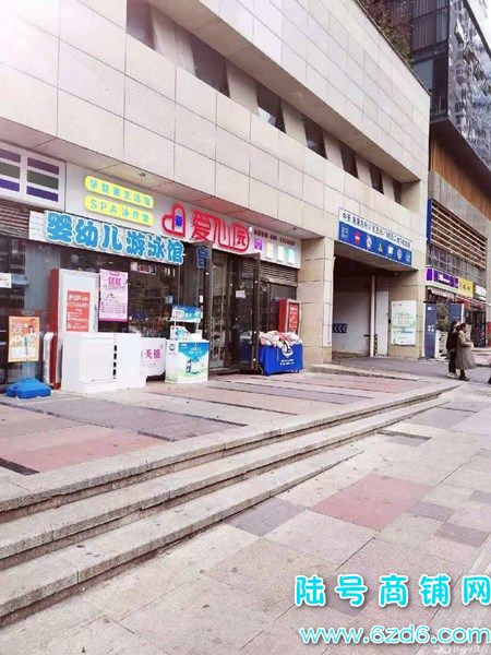 云岩区未来方舟G1组团母婴店转让 临街好位置实景图片