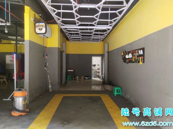 花溪区洛平新城汽车美容院转让实景图片