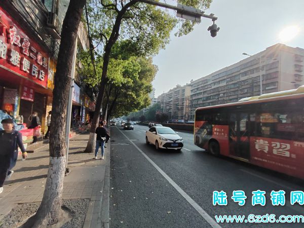 （陆号）南明区湘雅村旺铺出租实景图片