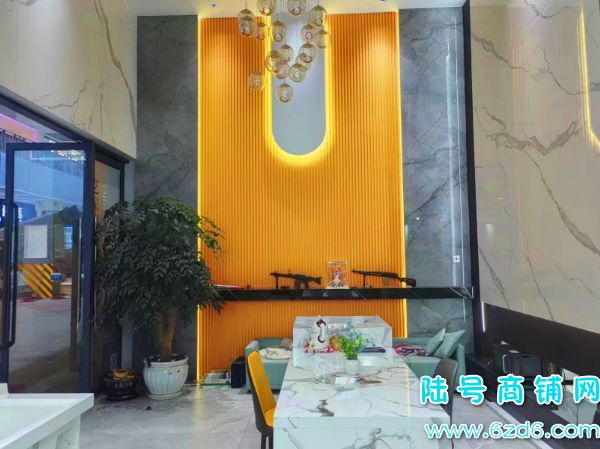 观山湖西南商贸城六号楼A区一楼建材店整体低价转让，可空转实景图片