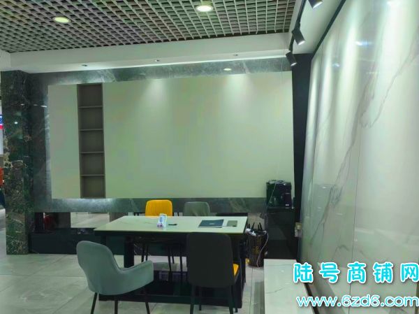 观山湖西南商贸城六号楼A区一楼建材店整体低价转让，可空转实景图片