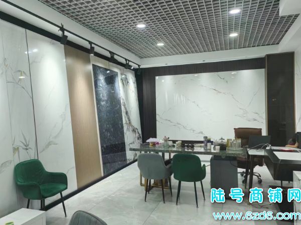 观山湖西南商贸城六号楼A区一楼建材店整体低价转让，可空转实景图片