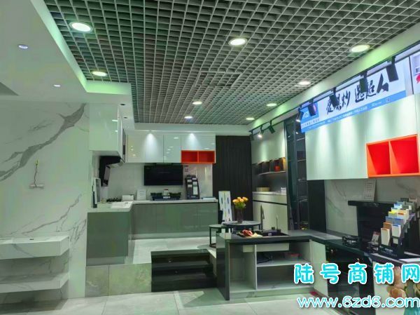 观山湖西南商贸城六号楼A区一楼建材店整体低价转让，可空转实景图片