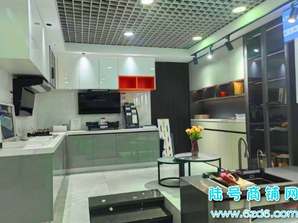 观山湖西南商贸城六号楼A区一楼建材店整体低价转让，可空转实景图片