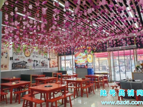 白云区帝景佳苑临街餐饮店转让，门口可外摆十来桌实景图片