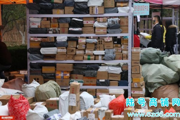（陆号）菜鸟驿站转让，云岩区万科城快递店，日均派件1千多实景图片