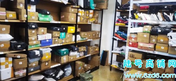 （陆号）菜鸟驿站转让，云岩区万科城快递店，日均派件1千多实景图片