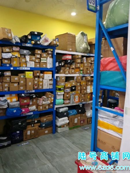 （陆号）菜鸟驿站转让，云岩区万科城快递店，日均派件1千多实景图片