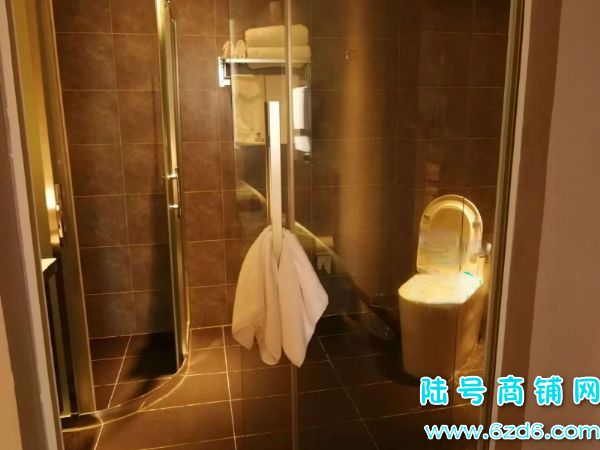 （陆号）营业中酒店低价急转！清镇职教城盛源新天地，14个房间实景图片