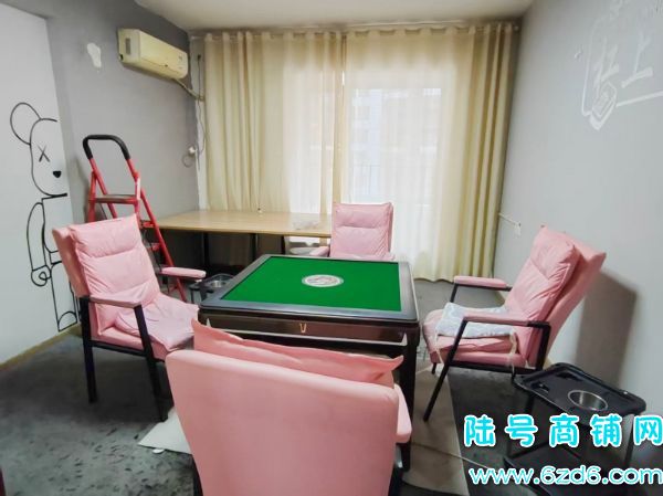 低价1万多转让麻将馆花果园M区10栋麻将馆转让实景图片