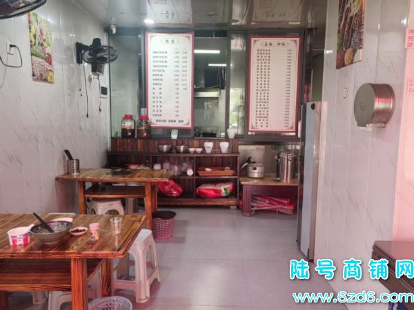（陆号）花溪区恒大文化旅游城12组团餐饮店转让。外摆区大实景图片