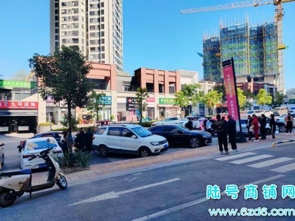 �ڵ�������·���ѧ���ٽֱ�����ͼ�ת����ˮվʵ��ͼƬ