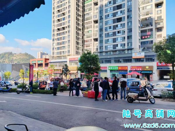 �ڵ�������·���ѧ���ٽֱ�����ͼ�ת����ˮվʵ��ͼƬ