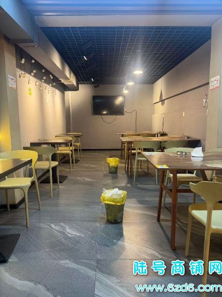 ��½�ţ������ϳ�������·�������ٽֿ��������ת��ʵ��ͼƬ