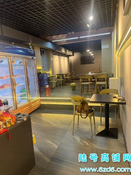 ��½�ţ������ϳ�������·�������ٽֿ��������ת��ʵ��ͼƬ