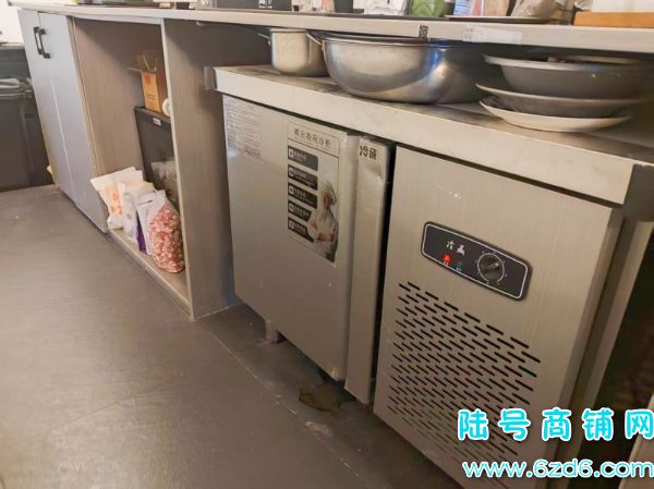 ��ɽ���̺���԰С�����ſڴ�70ƽ���ȹ�ת��ʵ��ͼƬ