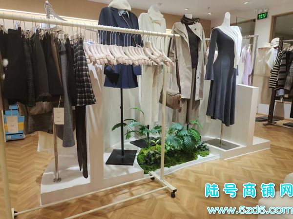 ��½�ţ�����԰�����㳡M��2�ŷ�װ������ת�ã���ҵ¥����ʵ��ͼƬ