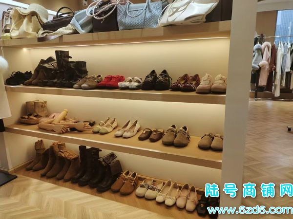 ��½�ţ�����԰�����㳡M��2�ŷ�װ������ת�ã���ҵ¥����ʵ��ͼƬ