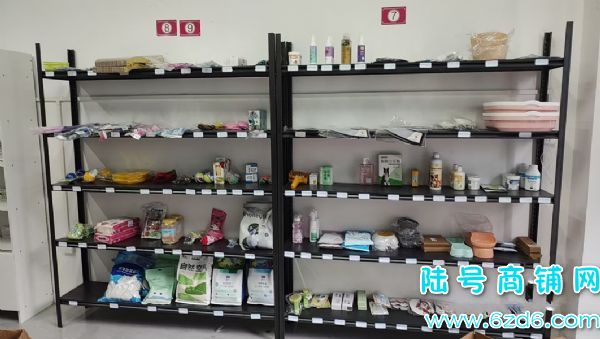 ��½�ţ���ɽ�������ڳ��Ĵ�������ҩ��ת�ã�����1800ʵ��ͼƬ