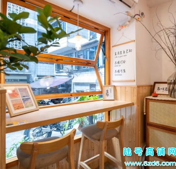 ��½�ţ������ϳ����ضλ���·��ʽ������ת��ʵ��ͼƬ