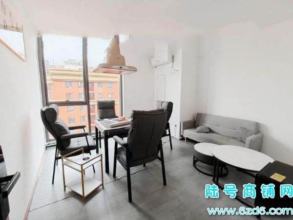 14������ ����������԰���ڴ������������ҵͼ�ת��ʵ��ͼƬ