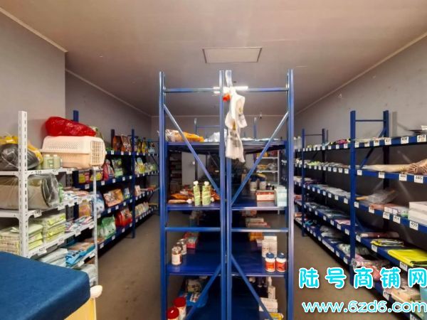 �������д����һ¥�ٽ����̳��⣬46ƽ ����ҵ����ʵ��ͼƬ