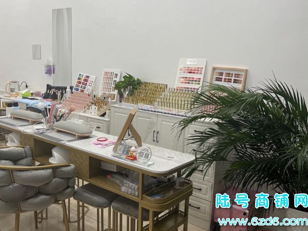 ��½�ţ���Ϫ��԰ʮ�ֽ��ٽֺ�λ�����׵�ͼ�ת��ʵ��ͼƬ