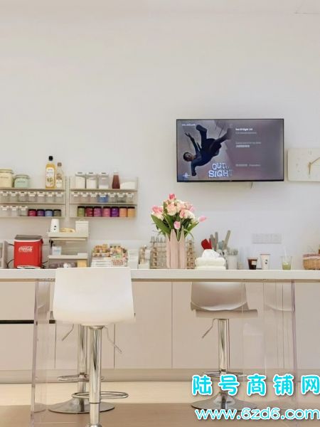 �������������ǵ����ʳ��ﵰ���ͼ�ת�ã��ɿ�תʵ��ͼƬ