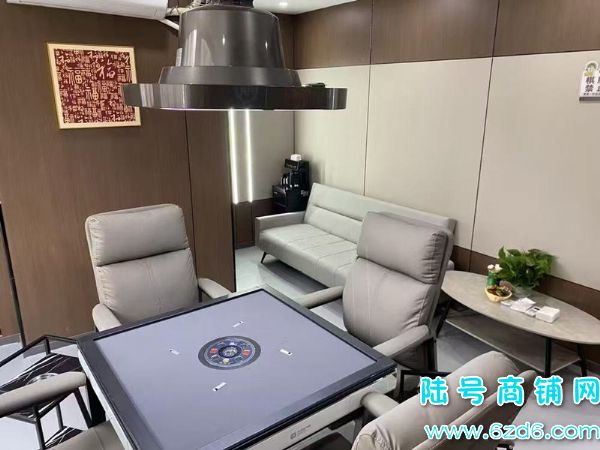 ��½�ţ�����������԰�����㳡4����������ת�ã�8������ʵ��ͼƬ