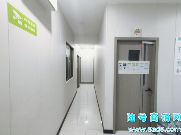 7������ �ڵ�������կ��ҵ���н��ٽ�����������ת��ʵ��ͼƬ