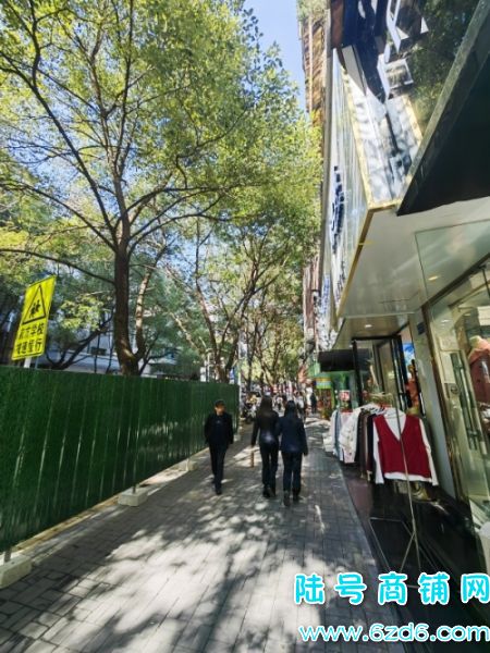 ʮ���ϵ���������������·�ٽ�35ƽ��װ��ת�ã��ɿ�תʵ��ͼƬ