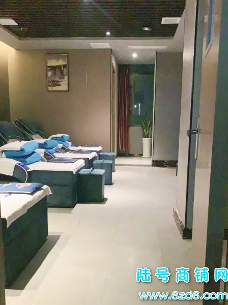 23������ С���ֽ�·1250ƽ������ԡ������ԡ�Ƶ�ʵ��ͼƬ