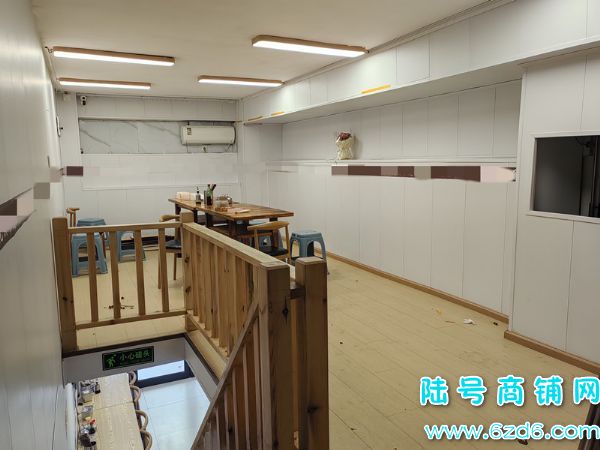 ��½�ţ���Ϫ���ϳ�����ѧ��·������ʳһ���ַ����ת��ʵ��ͼƬ