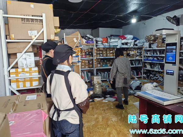 ��½�ţ�С�ӽ����̩�쾳�����վת�ã����ɼ���800ʵ��ͼƬ