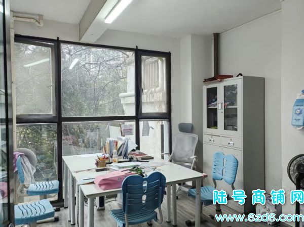 ��Դ30��� ��ɽ�����Ǿ���ԷѧУ���й���ѵ����ת��ʵ��ͼƬ