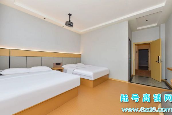 ��½�ţ�����������Ħ���Ƶ��������һ��ת�ã��·��޵ͼۼ�תʵ��ͼƬ