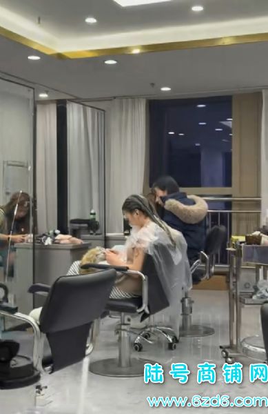 ��½�ţ�����԰�����㳡M��4������������ת��  �������ǧ��ʵ��ͼƬ