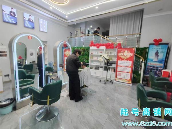 ��ɽ�����ͳ��ٽ�252.2ƽ����������ת��ʵ��ͼƬ