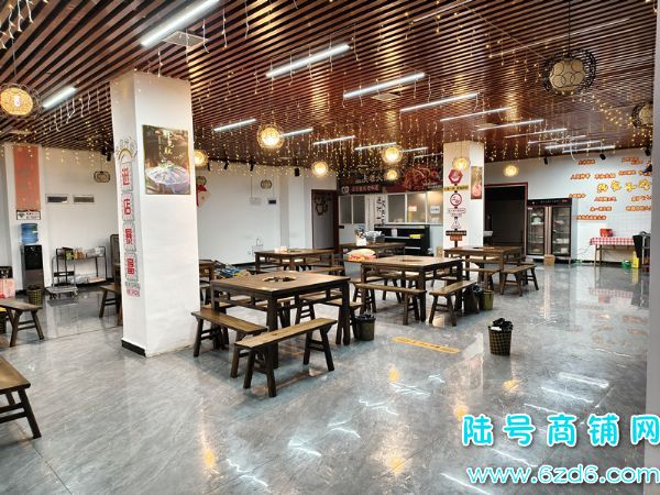 ��½�ţ�С���ֽ�·�����̩�쾵���������ת�ã��ս�˫��ͷʵ��ͼƬ