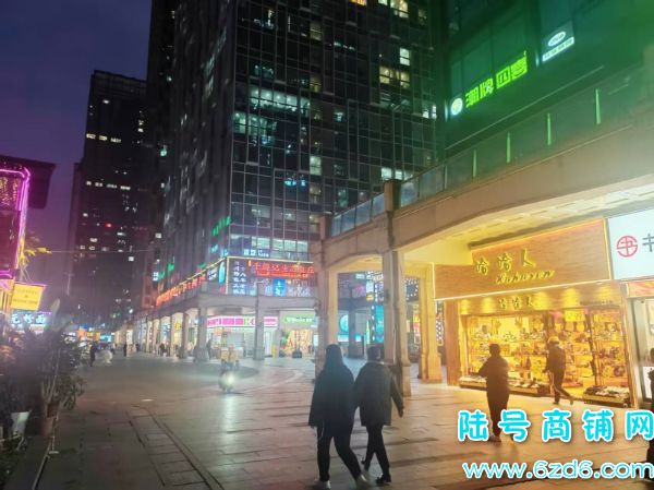 2����ת ����԰�����㳡2�����׵�ͼ�ת��ʵ��ͼƬ