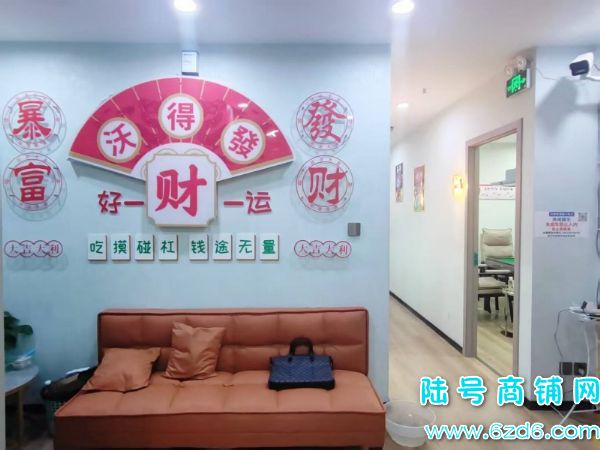 8������ ����԰���ڽ�1������������ת��ʵ��ͼƬ