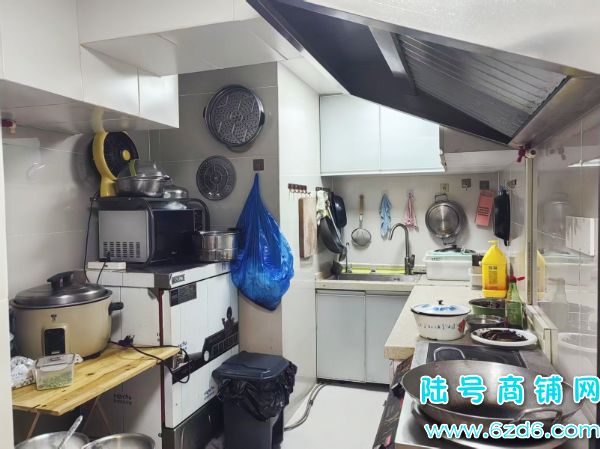 �˸����� ������̫���Ź��ʳ�����������ת�� ��¥λ��ʵ��ͼƬ