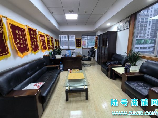 ��½�ţ����������������F��������ѵ����ת��ʵ��ͼƬ