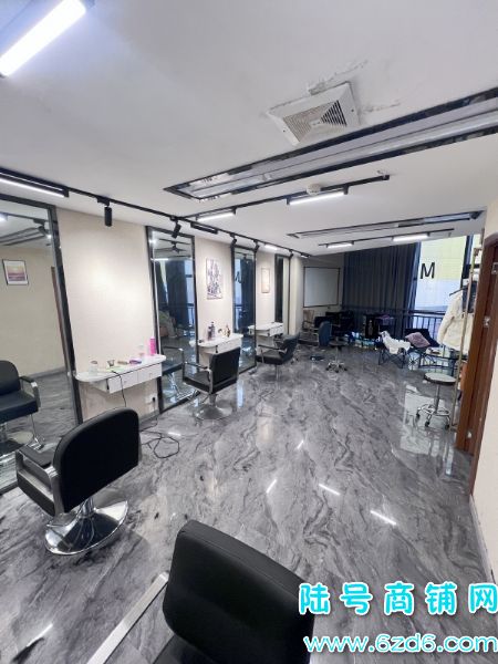 2���ͼ�ת ��Ϫ��ѧ�ǹ��ʱ���㳡2¥������ת��ʵ��ͼƬ