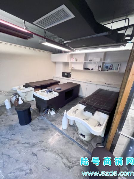 2���ͼ�ת ��Ϫ��ѧ�ǹ��ʱ���㳡2¥������ת��ʵ��ͼƬ