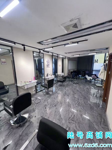 2���ͼ�ת ��Ϫ��ѧ�ǹ��ʱ���㳡2¥������ת��ʵ��ͼƬ