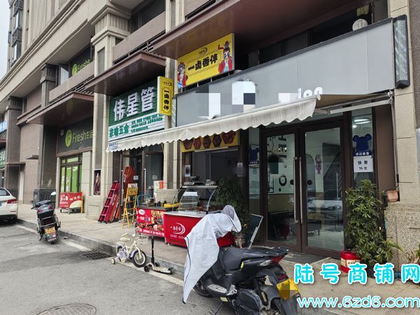 ��½�ţ��������������Ǿ��г��ٽ־�װ������ת��ʵ��ͼƬ