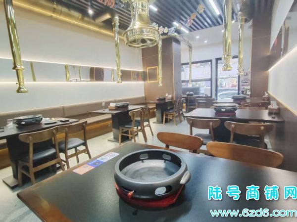 �����������������·�ٽ�180ƽ���������ת��ʵ��ͼƬ