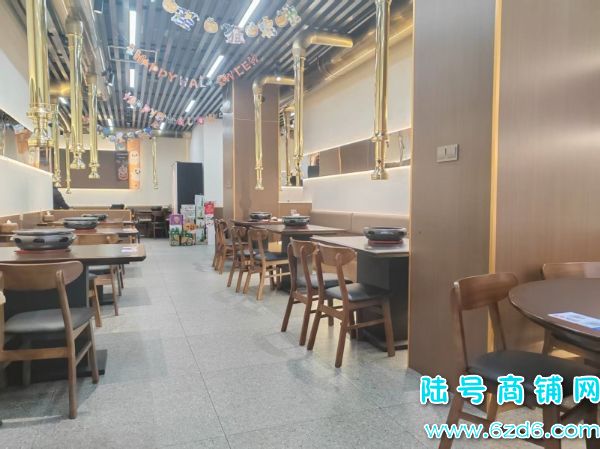 �����������������·�ٽ�180ƽ���������ת��ʵ��ͼƬ